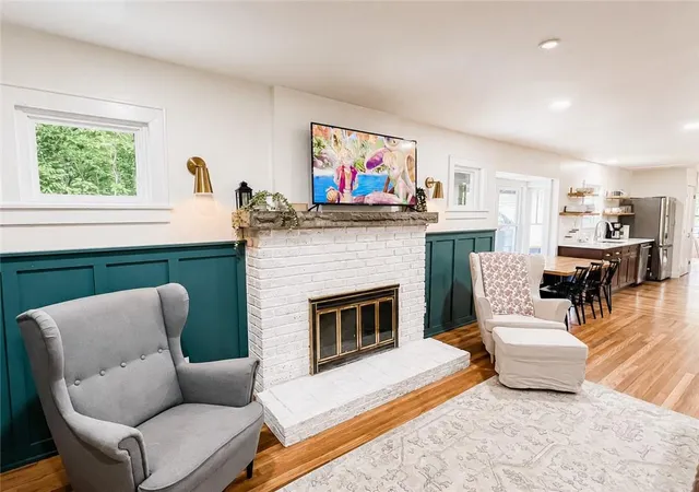 Photo 4 of Single family home for sale at 9214 Chestnut Ave, Kansas City, MO 64132 | MLS# 2620397 | Listing updated on 2026-10-09