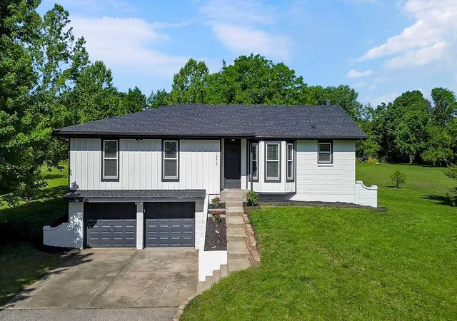 Homes for sale in Belton, MO | 16612 Kentucky Rd, Belton, MO 64012 | MLS# 2620420