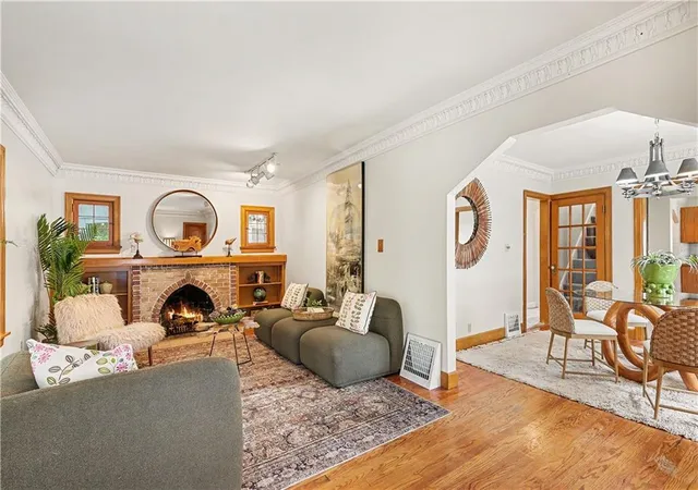 2nd image of 728 E 63rd Ter, Kansas City, MO 64110 | MLS# 2620460