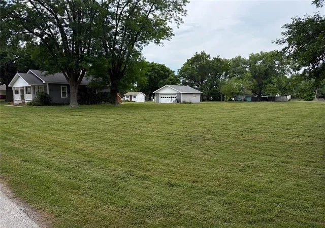 Homes for sale in Arma, KS | 210 W Perry St, Arma, KS 66712 | MLS# 2620553