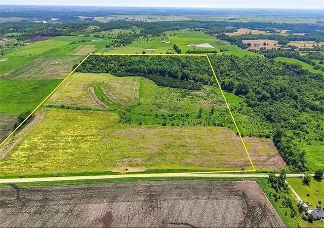 Homes for sale in Linwood, KS | 23719 Golden Rd, Linwood, KS 66052 | MLS# 2620595