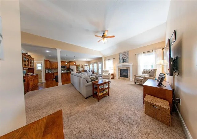 Homes for sale in Saint Joseph, MO | 19327 Tomahawk Ln, Saint Joseph, MO 64505 | MLS# 2620605