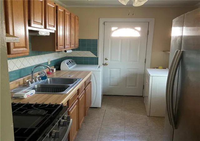 Photo 2 of Single family home for sale at 3133 Longwood Ave, Kansas City, KS 66104 | MLS# 2620611 | Listing updated on 2026-09-21