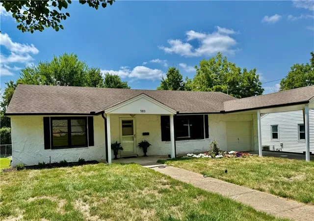 2nd image of 503 Hickory St, Richmond, MO 64085 | MLS# 2620634