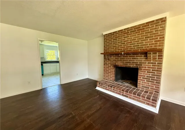 Homes for sale in Richmond, MO | 503 Hickory St, Richmond, MO 64085 | MLS# 2620634