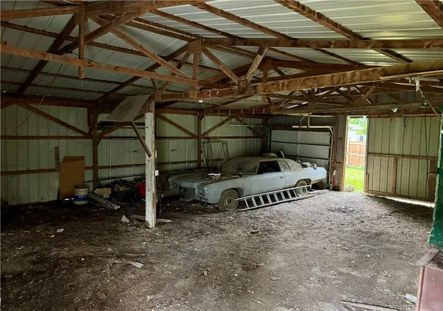5th image of 203 W 3Rd St, Creighton, MO 64739 | MLS# 2620649