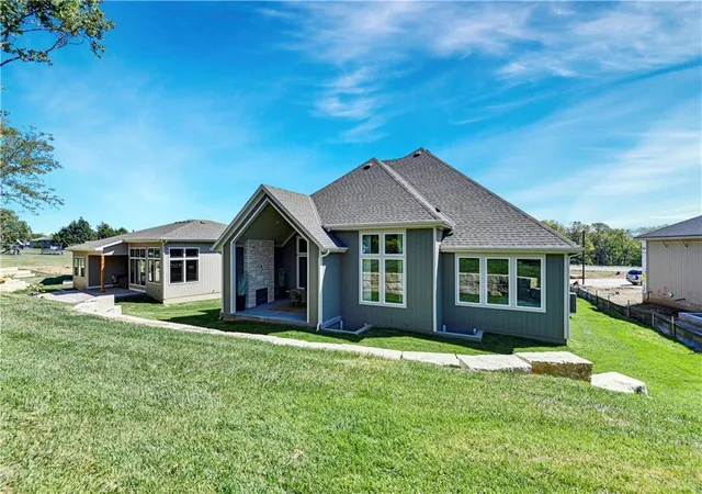 33rd image of 25078 W 98th Pl, Lenexa, KS 66227 | MLS# 2620650