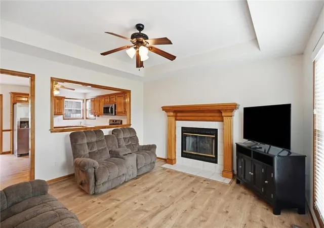 5th image of 200 N Highland Dr, Raymore, MO 64083 | MLS# 2620656