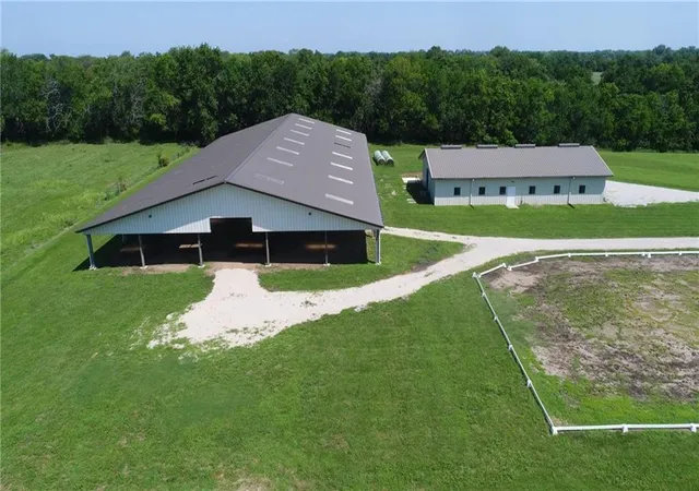 1st image of Moonlight Rd, Spring Hill, KS 66083 | MLS# 2620659