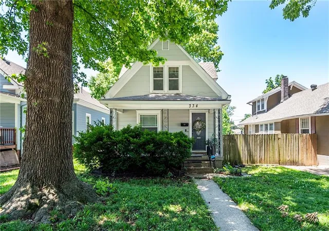 1st image of 334 N 18th St, Kansas City, KS 66102 | MLS# 2620703
