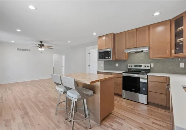Photo 3 of Single family home for sale at 5037 Comanche Ln, Mc Louth, KS 66054 | MLS# 2620788 | Listing updated on 2026-10-08