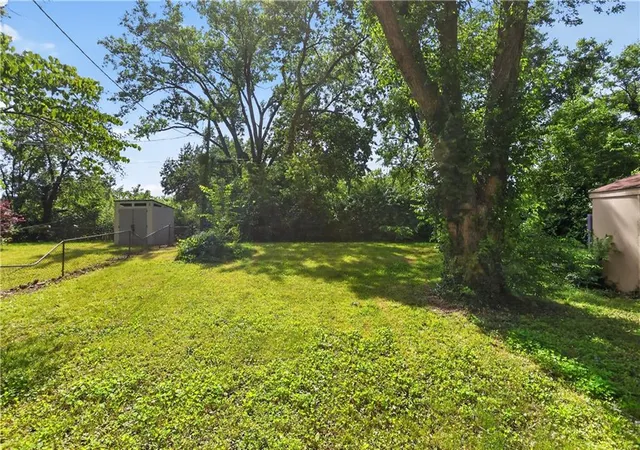 Photo 28 of Single family home for sale at 5318 N Garfield Ave, Kansas City, MO 64118 | MLS# 2620829 | Listing updated on 2026-10-09