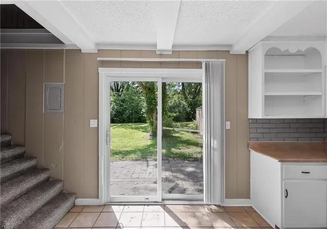 Photo 3 of Single family home for sale at 5318 N Garfield Ave, Kansas City, MO 64118 | MLS# 2620829 | Listing updated on 2026-10-09