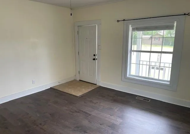 Homes for sale in Pittsburg, KS | 119 E 20Th St, Pittsburg, KS 66762 | MLS# 2620838