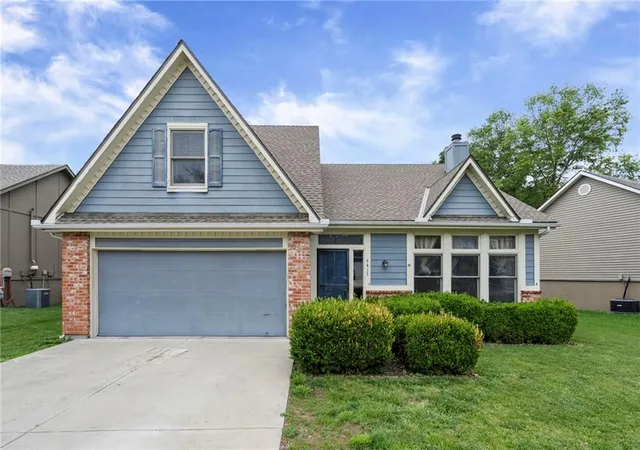 Homes for sale in Shawnee, KS | 6413 Anderson St, Shawnee, KS 66226 | MLS# 2620853