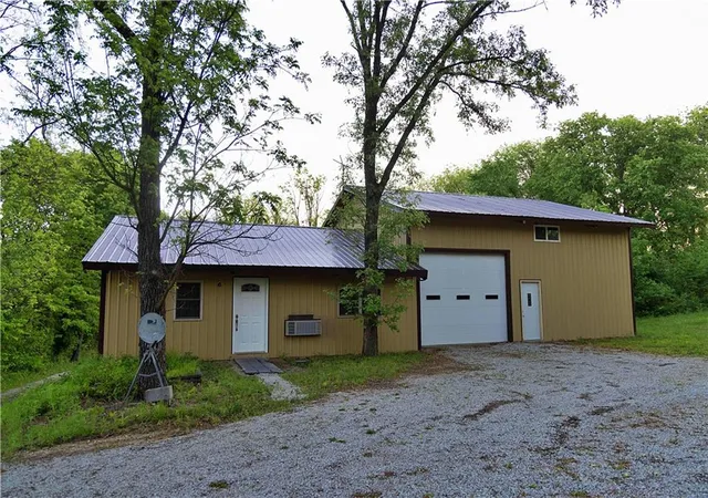 Homes for sale in Dearborn, MO | 8005 Se State 116 Hwy, Dearborn, MO 64439 | MLS# 2620861
