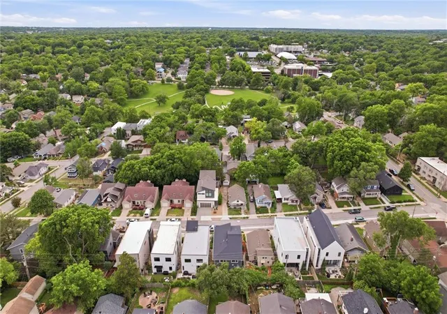 48th image of 4721 Liberty St, Kansas City, MO 64112 | MLS# 2620863