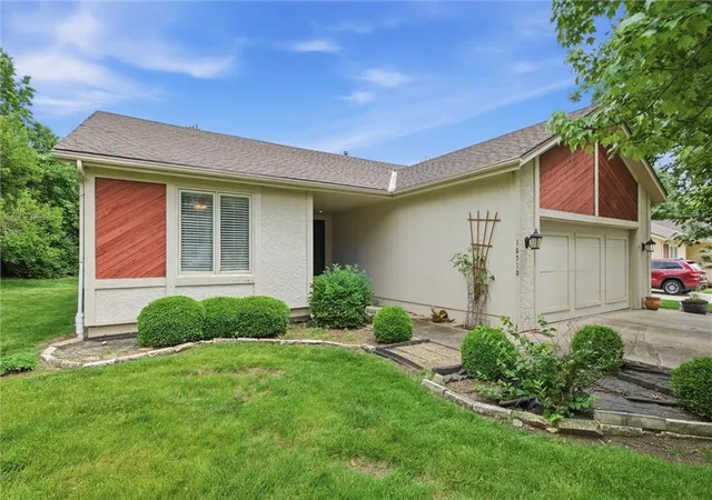 Homes for sale in Olathe, KS | 16510 W 133Rd St, Olathe, KS 66062 | MLS# 2620878
