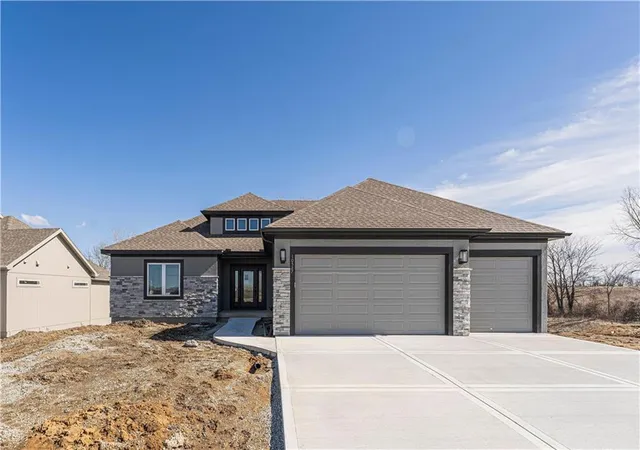 2nd image of 2433 W 177th Street, Stilwell, KS 66085 | MLS# 2620880