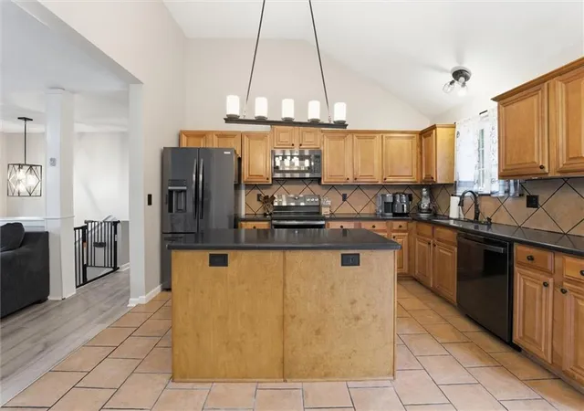 23rd image of 210 E Whispering Hills Blvd, Lone Jack, MO 64070 | MLS# 2620980