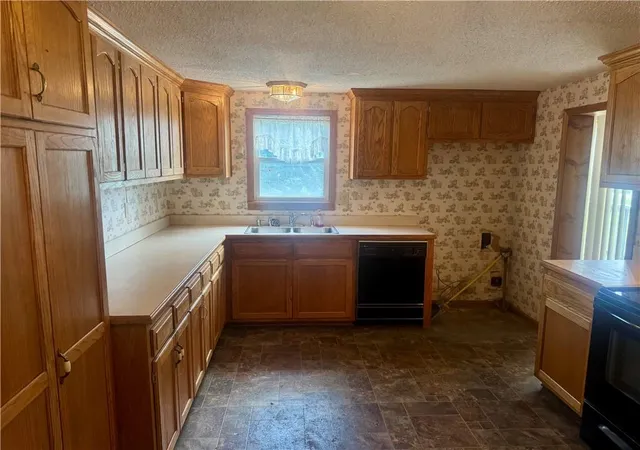 Photo 3 of Single family home for sale at 22207 S Excelsior Rd, Harrisonville, MO 64701 | MLS# 2621029 | Listing updated on 2026-07-09