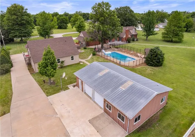 Homes for sale in Saint Paul, KS | 304 St Ignatius St, Saint Paul, KS 66771 | MLS# 2621059