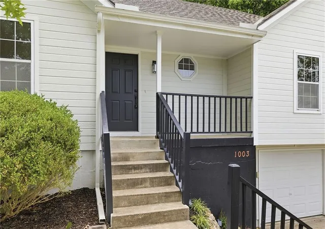 Homes for sale in Pleasant Hill, MO | 1003 Lincoln St, Pleasant Hill, MO 64080 | MLS# 2621077