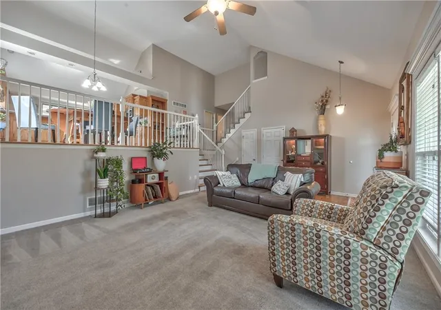 Photo 5 of Sale Pending at 4605 NE 105th Street, Kansas City, MO 64156 | MLS# 2621085 | Listing updated on 2026-09-05