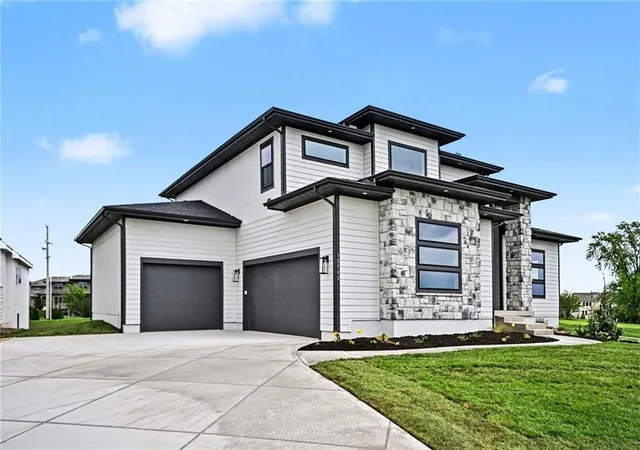 4th image of 12502 W 183Rd Ter, Overland Park, KS 66013 | MLS# 2621134