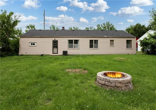 Photo 3 of Single family home for sale at 3710 S Sterling Ave, Independence, MO 64052 | MLS# 2621161 | Listing updated on 2026-07-01