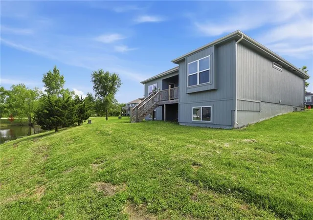 Homes for sale in Peculiar, MO | 21709 N Ridge Ct, Peculiar, MO 64078 | MLS# 2621186