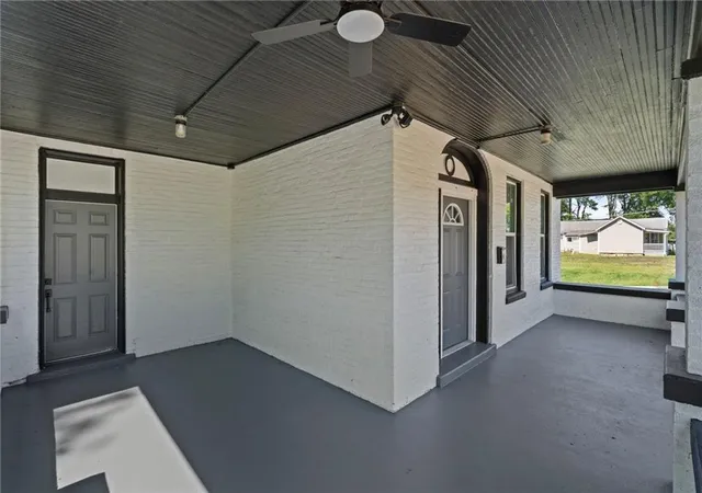 4th image of 222 W Market St, Warrensburg, MO 64093 | MLS# 2621189