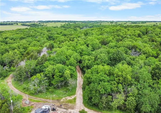 Homes for sale in Lane, KS | 4345 Douglas Rd, Lane, KS 66042 | MLS# 2621191