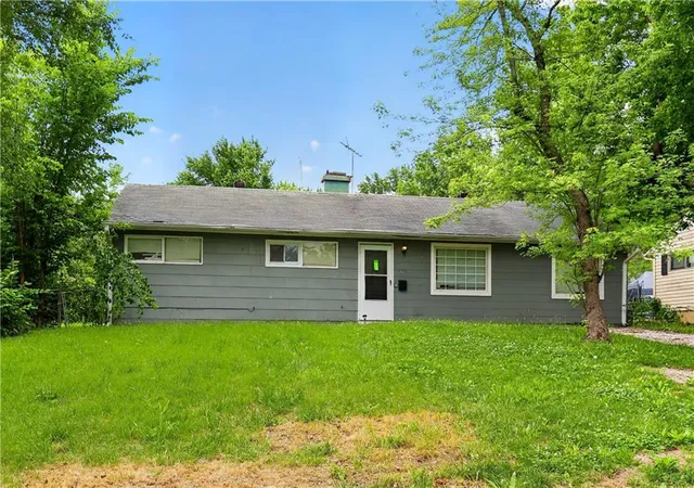 Photo 1 of Single family home for sale at 11401 Palmer Ave, Kansas City, MO 64134 | MLS# 2621268 | Listing updated on 2026-10-19