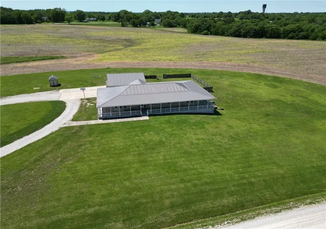 Homes for sale in Rayville, MO | 12356 Elkhorn Rd, Rayville, MO 64084 | MLS# 2621303
