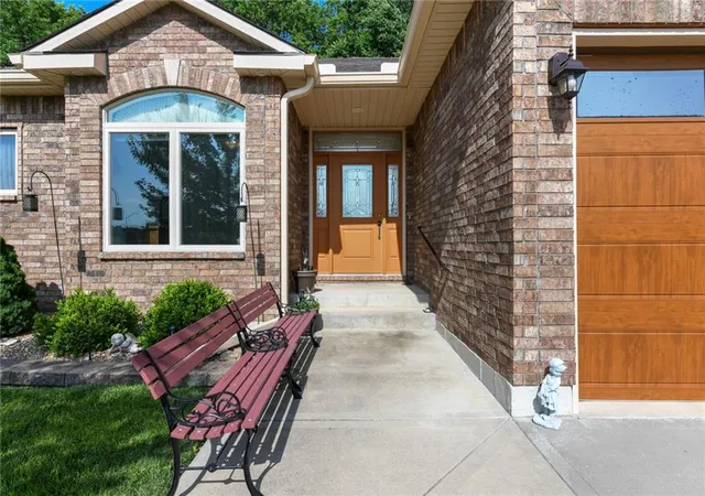 2nd image of 3347 S Wood Ave, Independence, MO 64057 | MLS# 2621371