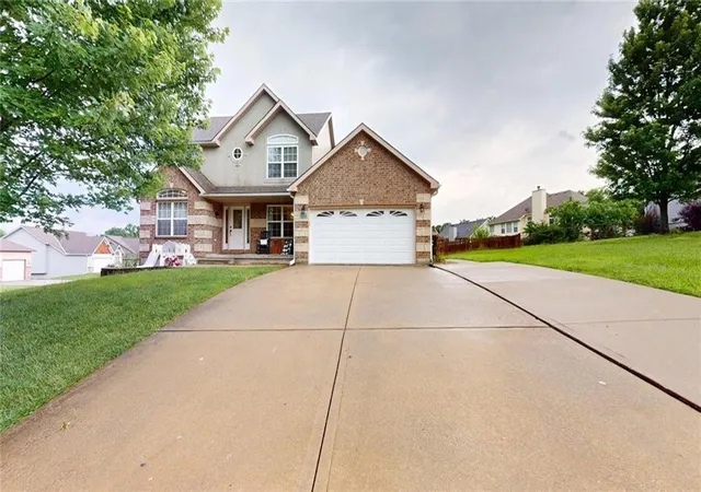1st image of 1404 Nottingham Dr, Warrensburg, MO 64093 | MLS# 2621407