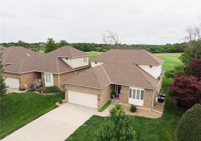 Homes for sale in Clinton, MO | 1032 Trevino Dr, Clinton, MO 64735 | MLS# 2621437