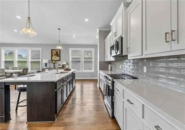 3rd image of 7029 N Cambridge Ave, Kansas City, MO 64119 | MLS# 2621442