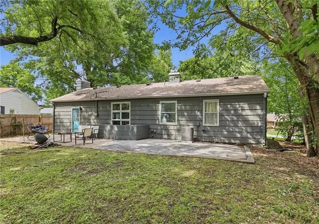 Homes for sale in Raytown, MO | 7302 Elm Ave, Raytown, MO 64133 | MLS# 2621446
