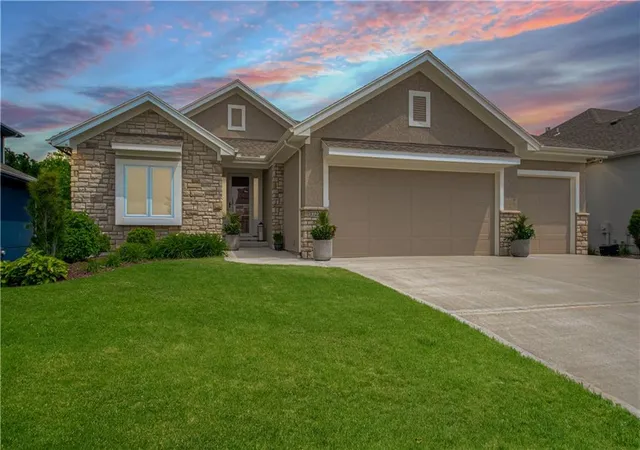 2nd image of 17227 S Allman Rd, Olathe, KS 66062 | MLS# 2621457
