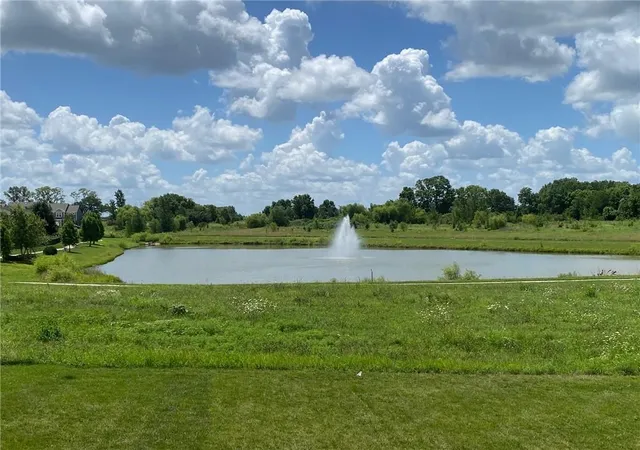 2nd image of 18725 W 193rd St, Spring Hill, KS 66083 | MLS# 2621461
