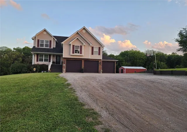 1st image of 14366 County Road 351 N/a, Saint Joseph, MO 64505 | MLS# 2621474