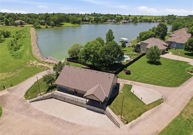 89th image of 15586 Cedar Ln, Basehor, KS 66007 | MLS# 2621520