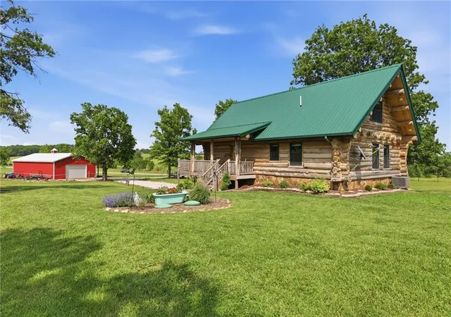 Homes for sale in Edgerton, KS | 22948 Spooncreek Rd, Edgerton, KS 66021 | MLS# 2621584