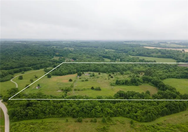 1st image of 16313 Conservation Rd, Richmond, MO 64085 | MLS# 2621591
