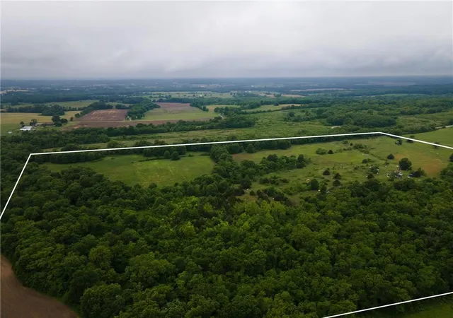 5th image of 16313 Conservation Rd, Richmond, MO 64085 | MLS# 2621591