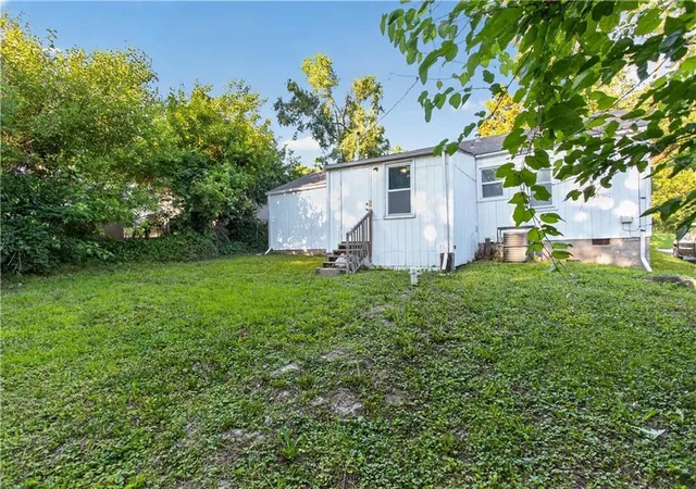 Photo 4 of Single family home for sale at 1650 N 44th Street, Kansas City, KS 66102 | MLS# 2621593 | Listing updated on 2026-09-04