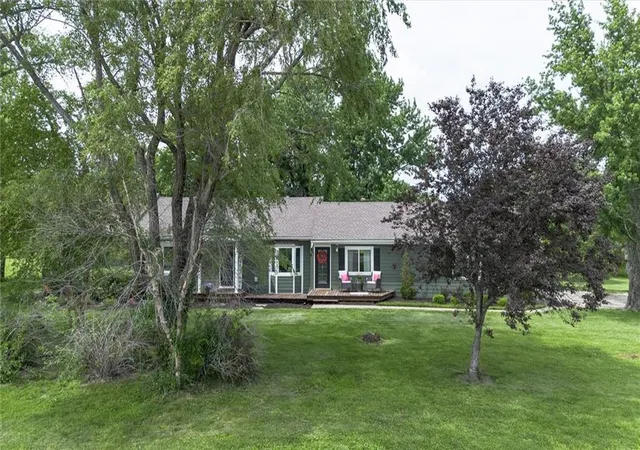 3rd image of 23034 W 231St Ter, Spring Hill, KS 66083 | MLS# 2621597