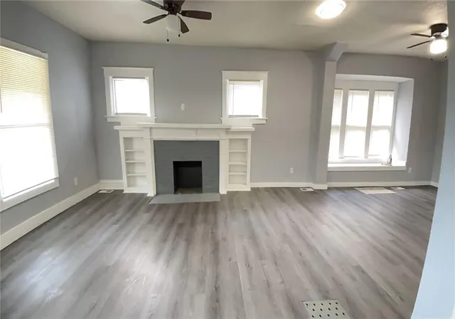 Homes for sale in Kansas City, MO | 4440 Olive St, Kansas City, MO 64130 | MLS# 2621616